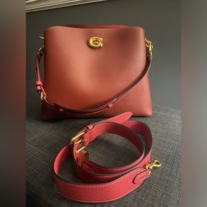 Coach Willow Shoulder/Crossbody C2590  INCLUDES DUST BAG 19”L by 15”H